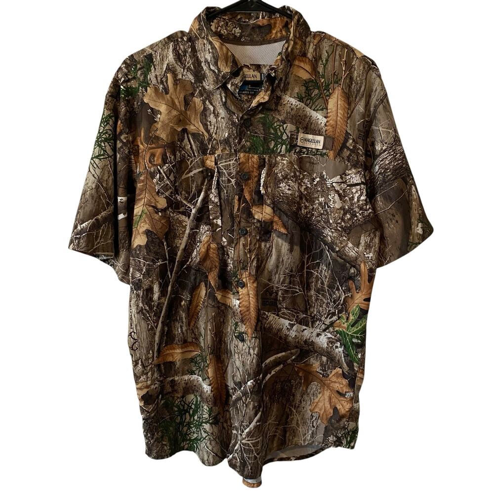 MAGELLAN Camo Fish Gear Relaxed Fit Button Down Shirt Small Moisture Wicking